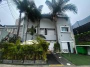 Local Comercial a la Venta en La Av. Reducto Miraflores