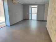 LOCAL COMERCIAL ACONDICIONADO Y EN ESQUINA