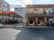 Local comercial av. Quito y Primero de Mayo