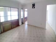 LOCAL COMERCIAL CON EXCELENTE UBICACION EN EL BARRIO...
