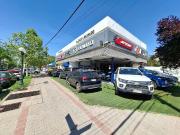Local Comercial Con Gran Vitrina En Avenida Manuel Montt