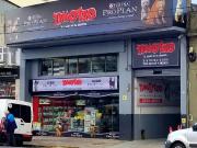 Local Comercial con oficina y depósito– Gran Vidriera,...