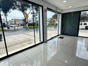 LOCAL COMERCIAL de 136 m2 CON LICENCIA AL DIA EN ESQUINA...