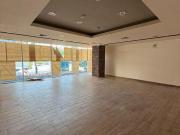 Local comercial de 307 m² con ingreso independiente y...