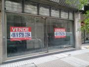 LOCAL COMERCIAL DE 30 MT2 EN MONEDA ENTRE AHUMADA Y MORANDE