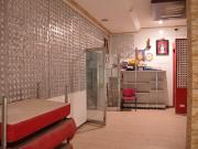 Local comercial de 420 m. en calle Mármoles, a doce...