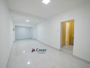 En Venta LOCAL para depósito o almacén en el Emporio de...