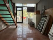 Local comercial de 6,50 x 3 + entre piso, y Baño