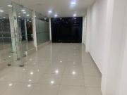 local comercial de alquiler en manta zona sur B/B
