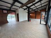 Local comercial de arriendo en cumbayá de oportunidad