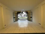 LOCAL COMERCIAL EN ALQUILER – AV. SOL DE LA MOLINA