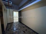 Local Comercial en Alquiler en Avenida Bolivar, Maracay