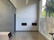 Local comercial en alquiler en avenida Carrilet,...