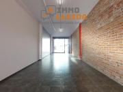 Local comercial en alquiler en avenida De Miquel...