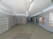 Local comercial en alquiler en avenida De Ramón y Cajal,...