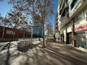 Local comercial en alquiler en avenida De Rio de...