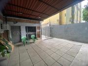 Local Comercial en Alquiler en Bello Monte, Caracas