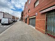 Local comercial en Alquiler en Ca n'Oriol