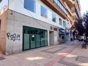 Local comercial en alquiler en Cáceres, Calle Gil...