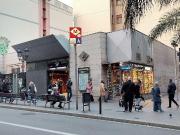 Local comercial en alquiler en calle D'astúries,...