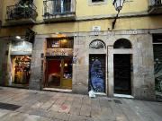 Local comercial en alquiler en calle De Montsió,...