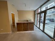 Local comercial en alquiler en calle De Pompeu Fabra,...