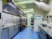 Local comercial en alquiler en Barcelona, de 120 m² por...