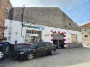 Local comercial en alquiler en calle De Sant Adrià,...