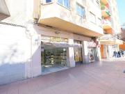 Local comercial en alquiler en calle De Sant Adrià,...