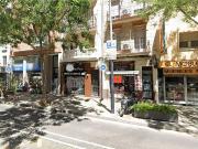 Local comercial en alquiler en calle De Sants,...