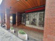 Local comercial en alquiler en calle De Teodora...