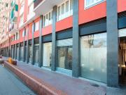 Local comercial en alquiler en calle De Torroella de...