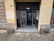 Local comercial en alquiler en calle De Vallirana,...