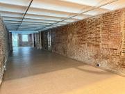 Local comercial en alquiler en calle Del Consell de... Local comercial en alquiler en calle Del Consell de...