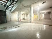 Local comercial en alquiler en calle Del Dos de Maig,...