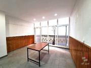 Local comercial en alquiler en calle Del Llenguadoc,...