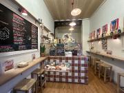 Local comercial en alquiler en calle Del Parlament,...