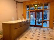 Local comercial en alquiler en calle Del Poeta Cabanyes,...