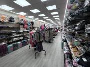 Local comercial en alquiler en calle Gran Via de Les...