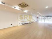 Local comercial en alquiler en calle Gran Via de Les...