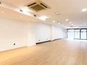 Local comercial en alquiler en calle Gran Via de Les...