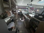 Local comercial en alquiler en calle Gran Via de Les...