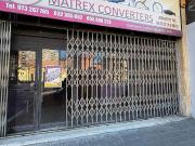 Local comercial en alquiler en calle Lluís Companys,...