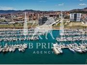 Local comercial en alquiler en calle Monturiol,...