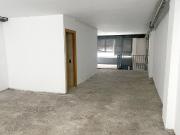 Local comercial en alquiler en calle Nou de Sant...