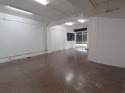 Local comercial en alquiler en calle Osi, Barcelona, de...