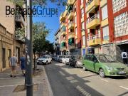 Local comercial en alquiler en calle Vell de Canovelles,...