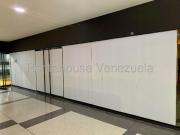 Local Comercial en Alquiler en El Rosal, Caracas