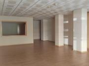 Local comercial en alquiler en Jaén, Gran eje