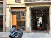 Local comercial en Alquiler en La Nova Esquerra de...